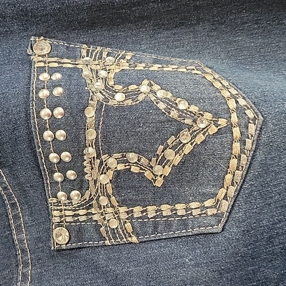 Ladies/Junior jeans in size 11/12. Sumba Jean brand. - Picture 3 of 8